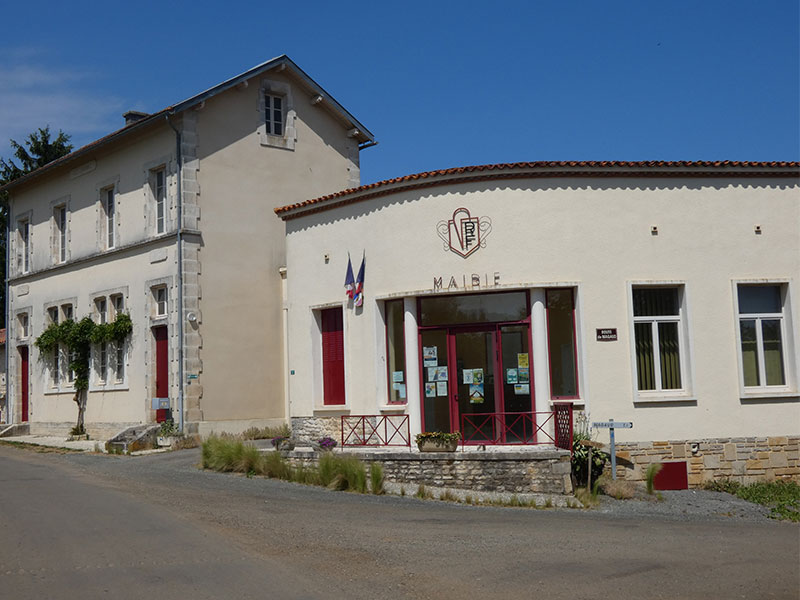 Mairie de Pers 